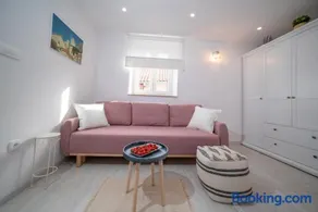 New cozy apartment - center of old town Omiš - Image 4