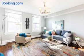 Spacious Home Walk to Everything and FREE Parking - Image 1