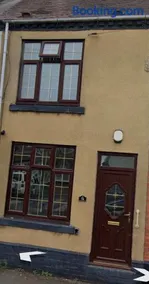 C Amazing 5 Beds Sleeps 7 For Worker or Families by Your Night Inn Group - Image 2