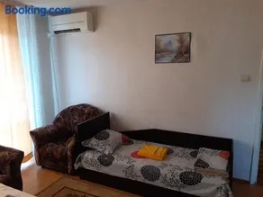 Retro apartment - Image 5