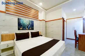 Hotel O Thomson Residency - Image 1