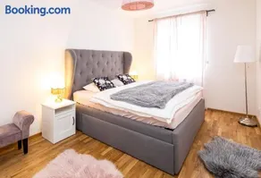 Silvie Apartments - Zlaté Terasy - Image 2
