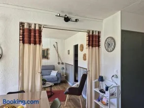 Charmant T2 rénové avec balcon au Lioran - Image 1