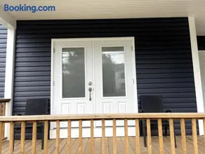 Wolfville Veranda Suite2 - Image 4