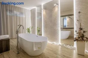 Hotel Beta - Image 1