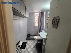 Silver Paradeisi Apartment - Image 4