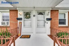 Cozy Duplex Near BUF International Airport - Image 3