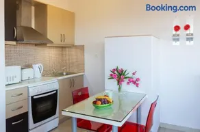 Caravella Luxury Apartments - Image 4