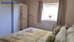 Peony Blossom Apartment, Croydon, quick accsess to Central London&Gatwick - Image 3