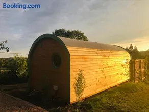 Rural self contained cosy pod house. - Image 3