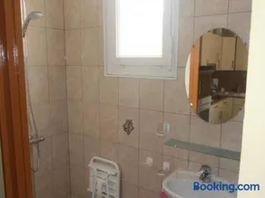 Charmant gîte avec piscine partagée au cœur d'un village - Image 2