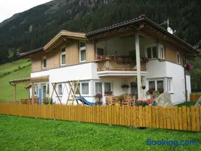 Alpina Appartement - Image 1