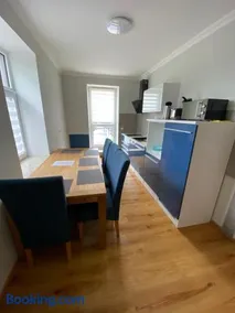 Moderne Wohnung nahe Leipzig und Leipziger Neuseenland mit großer Terrasse für Familien & Gruppen, WLAN, Parkplatz - Image 4
