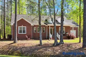 Coastal Getaway Near Holden Beach, Golf & Dining - Image 1