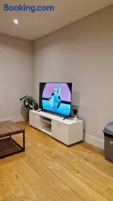 London City Apartment - Image 5