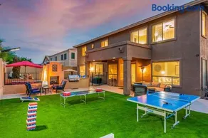 Luxury Cul-De-Sac Home With Heated Pool & 5BR - Image 1