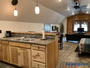 MOJO'S LOFT - Image 4