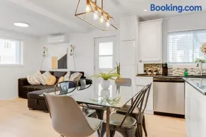 Cozy Unit 5min Ottawa - Parking Included, EV PLUG - Image 5