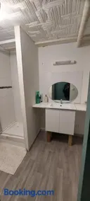F2 près de l'hôpital - Image 2