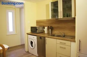 Ferienwohnung mit Balkon in Schmölln - Image 2
