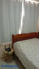 APÊ Búzios 1 quarto até 4 pessoas com piscina, churrasqueira e garagem 5 minutos, perto do mirante do pai vitorio da praia - Image 4