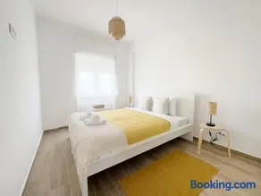 Arcos Flat next to the Beach by Homeful Homes - Image 4