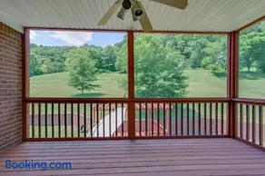 Country Cove - Image 2