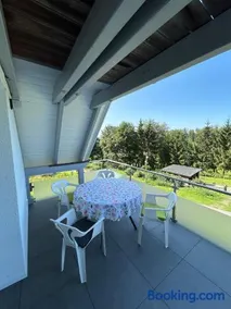 Maravilloso apartamento vacacional con jardín, sauna y barbacoa - Image 4