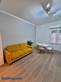 Casa Chleo - Image 1
