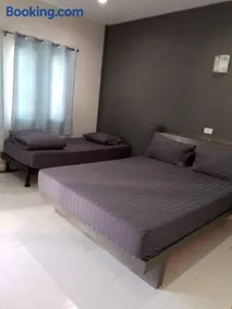 ภูรักษ์รีสอร์ท บ้านกรูด - Image 2