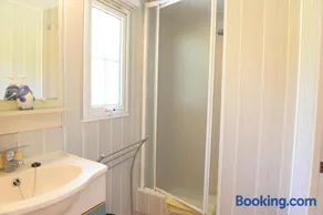 BUNGALOW - Image 3