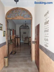 La Plazuela, casa andaluza con patio. - Image 4