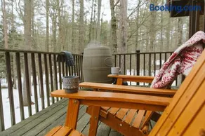 ADK Forest Cabin near Lake Placid with Hot Tub and Ice Bath - Image 2