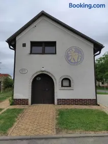 Ubytování Jevišovka - Vinný sklípek - Image 1