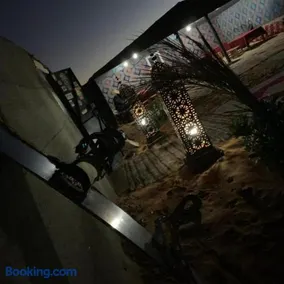 Camp Sahara Majestic - Image 3