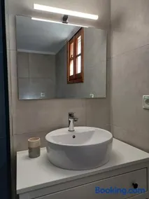 Villa Mitsa with stunning view on the Argassi hill - Image 2