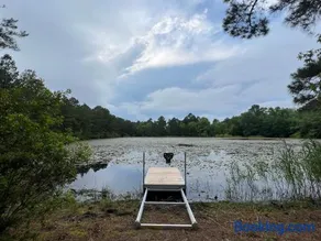 Crisfield Cabin by Homelystay - Image 3