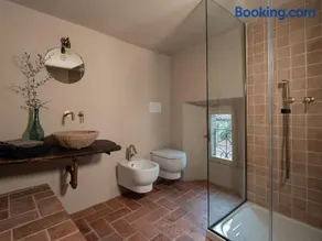 Borgo di Sotto Tuscany - Luxury Holiday Home - Image 2
