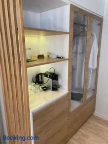 EOS Luxury Suites - Image 3
