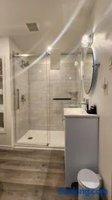 Cozy Cottage Retreat - Image 2