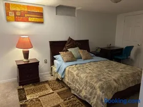 Spacious Basement Apartment in GTA - Image 3