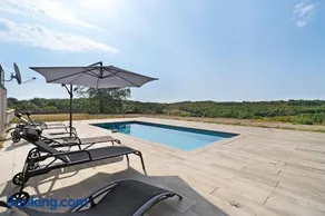 Villa Alfaro - Image 1