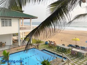 Pearl Island Beach Hotel - Image 2