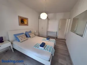 App Sanny with nice terrace - Image 2