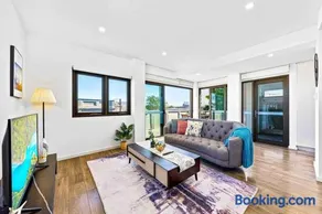 Centre of Newtown 1 BED APT - Image 2