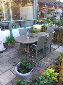 Farsta Bed and Breakfast - Image 3
