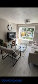 DK House - Image 5