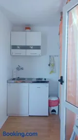 Studio apartment in town center - Image 5