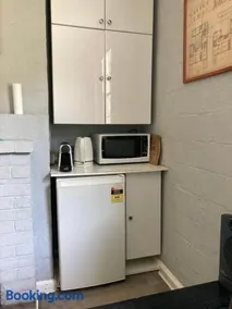 The Quarters - Merigan Farm Stay - Bungendore - Mount Fairy - Image 2