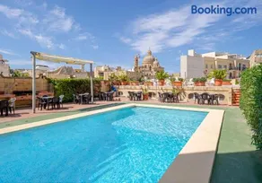 Mariblu Hotel - Image 1